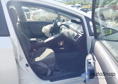 2012 Toyota Prius Three from USA, damaged, VIN JTDKN3DU5C5487115